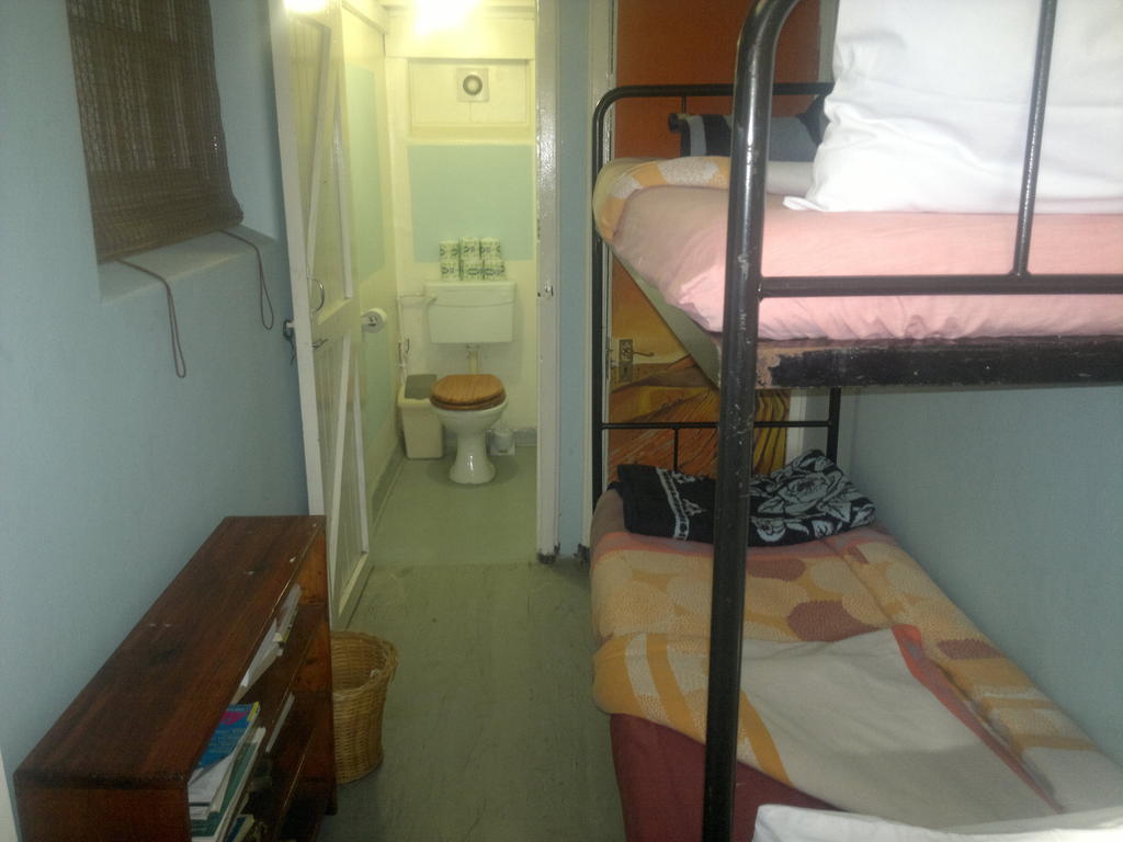 Riverlodge Backpackers Кейптаун Екстериор снимка