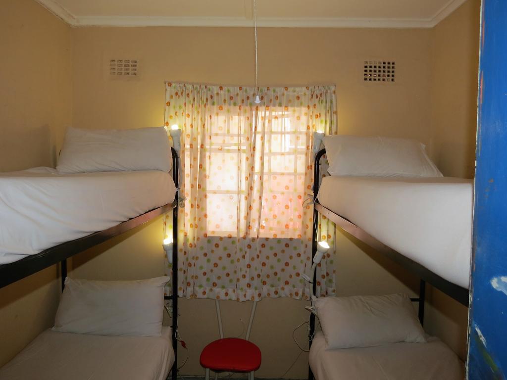 Riverlodge Backpackers Кейптаун Екстериор снимка