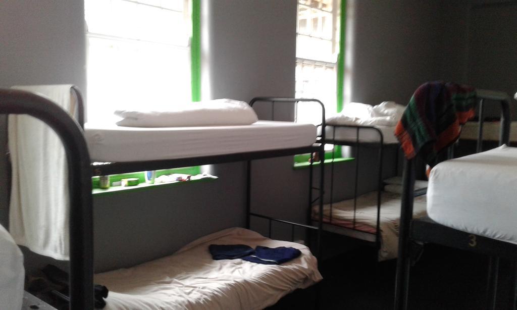 Riverlodge Backpackers Кейптаун Екстериор снимка